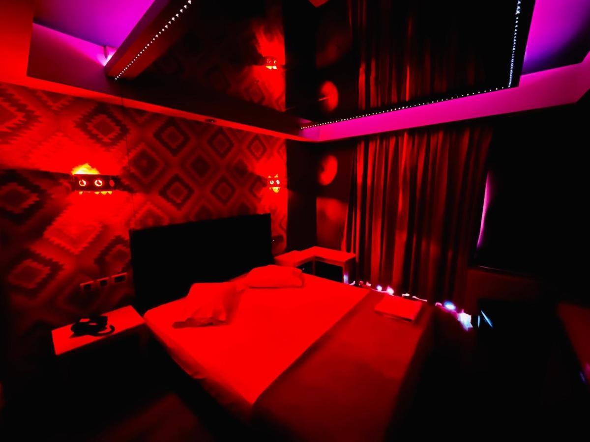 Hotel Prive Skaramangás Eksteriør billede